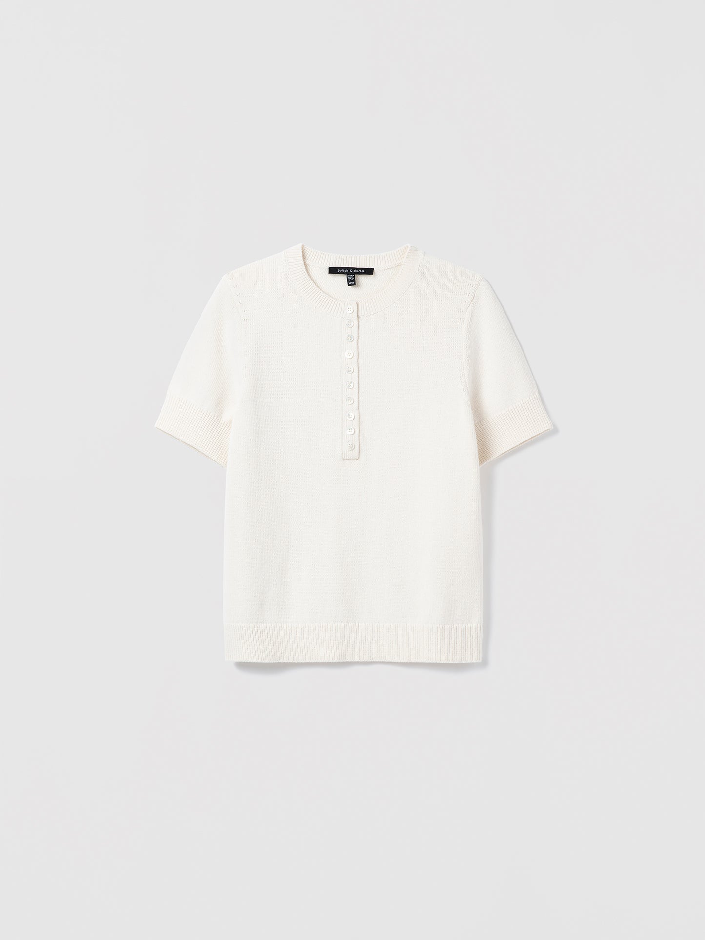 Flat of Off white crew‑neck Henley in organic GOTS cotton with a refined half‑placket. Italian fabric.