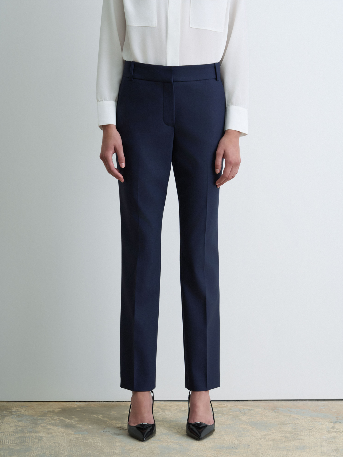 Pantalon Droit Ajusté En Laine