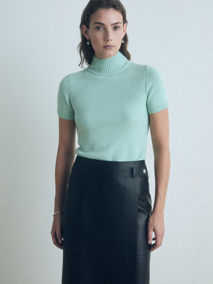 Short Sleeve Mock Neck