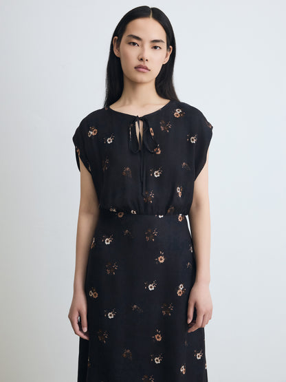 Robe Florale avec Lien à Nouer au Devant