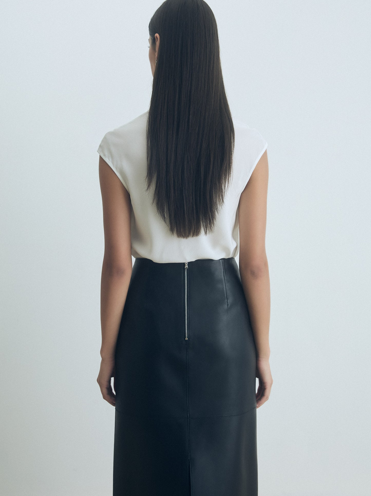 Crew Neck Bias Silk Top