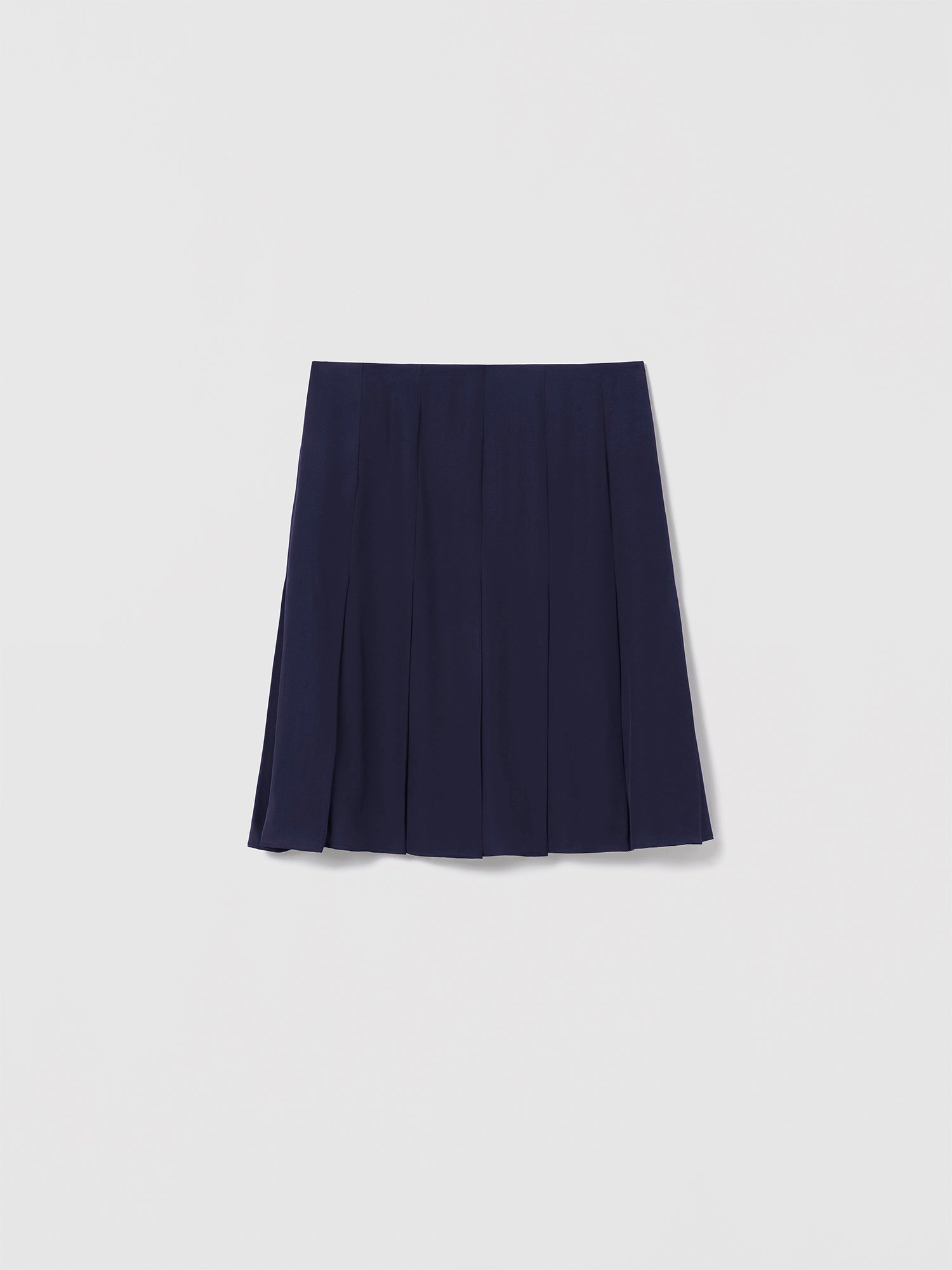 Navy pleated silk crepe de Chine skirt by Judith & Charles, above-the-knee length with clean lines and an invisible side zipper.