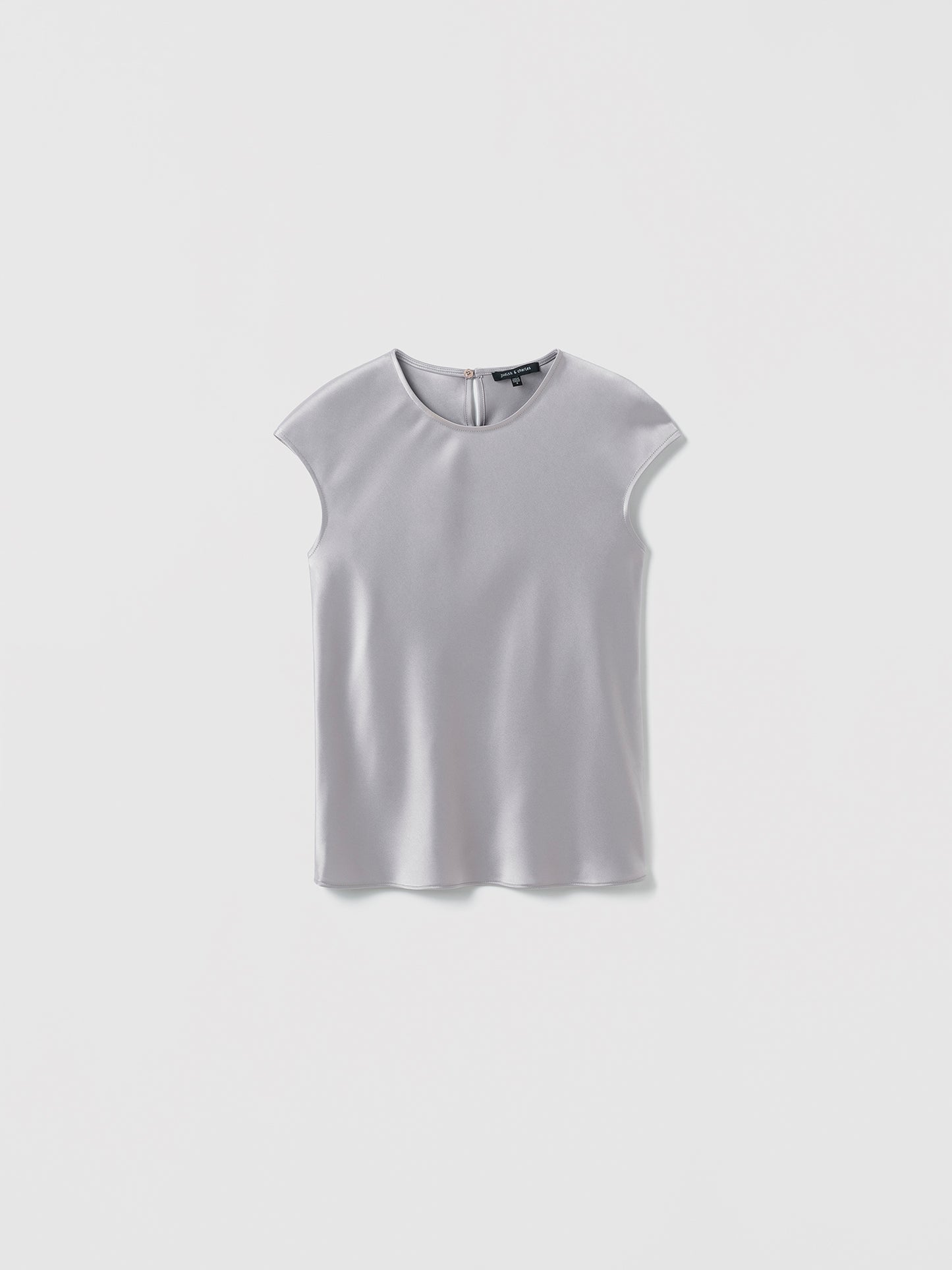 Blouse satinée à manches capuchon