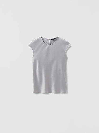 Blouse satinée à manches capuchon