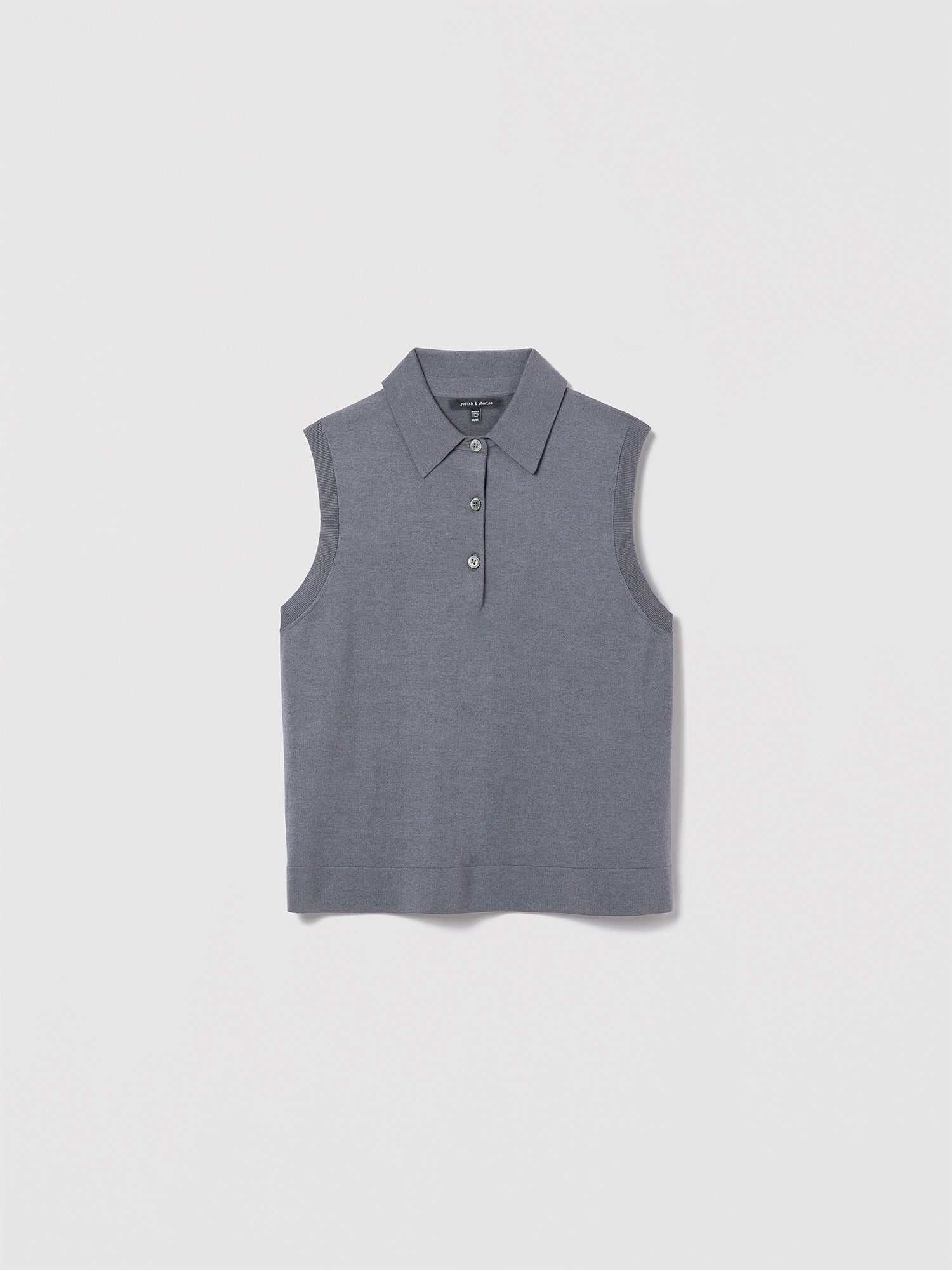Judith & Charles grey silk-cotton sleeveless polo with polo collar and 3-button front