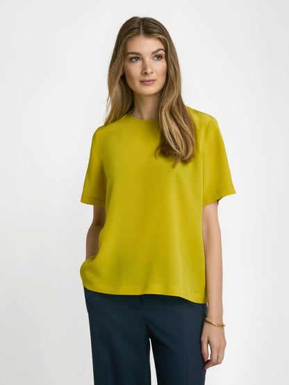 Blouse à col ras du cou en soie
